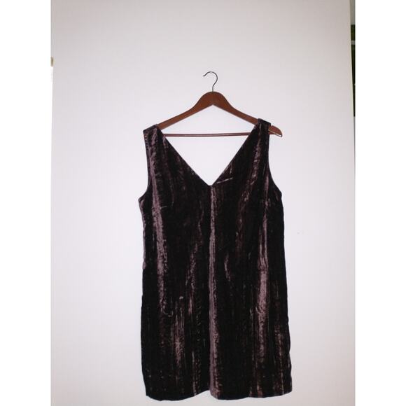 French Connection Women’s Purple Velvet Cocktail Dress Size 10 Double V-Neck - Picture 13 of 16